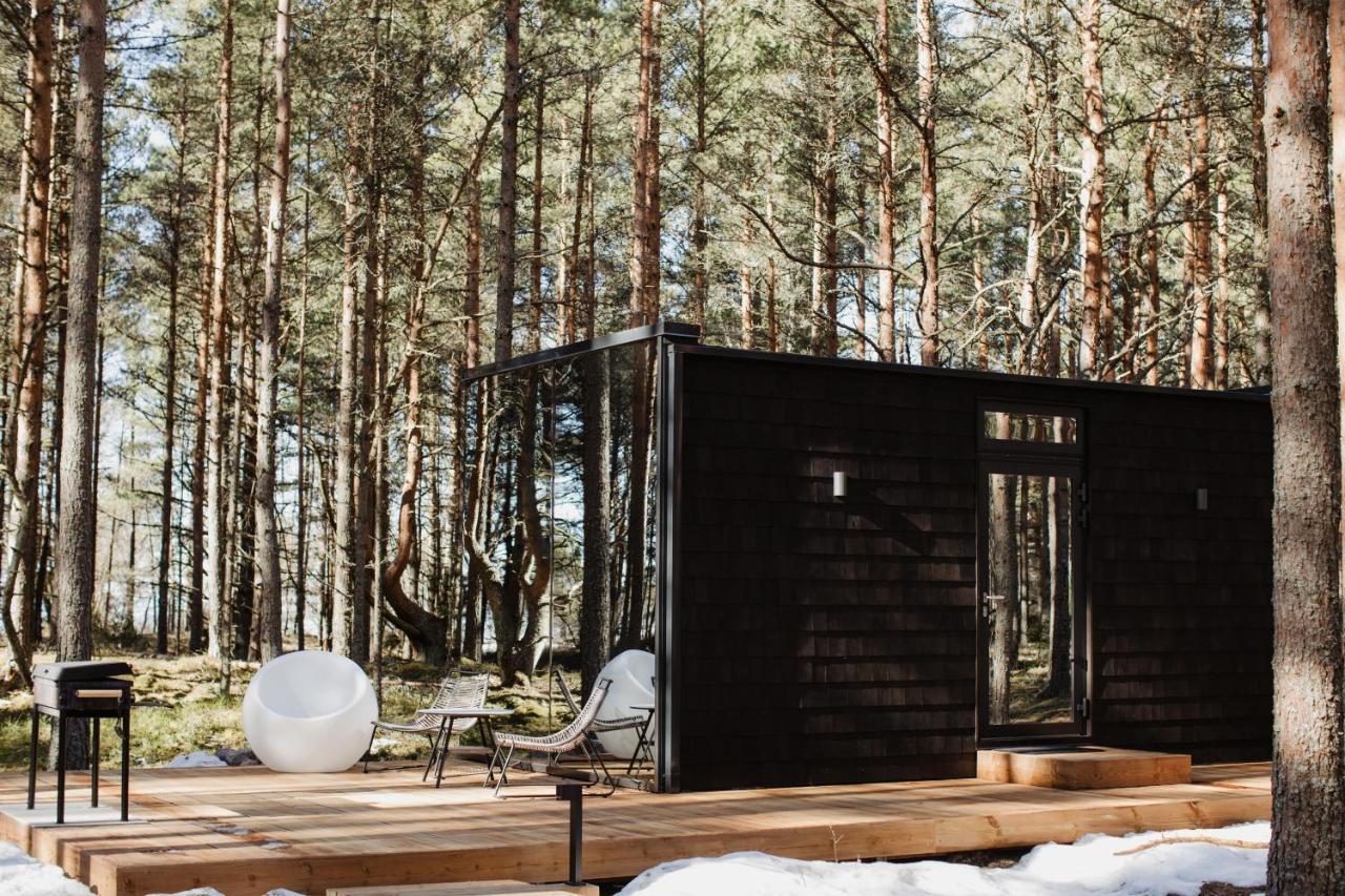 Oeoed Hoetels Laheranna Sudu- With Sauna Ihasalu Exterior photo